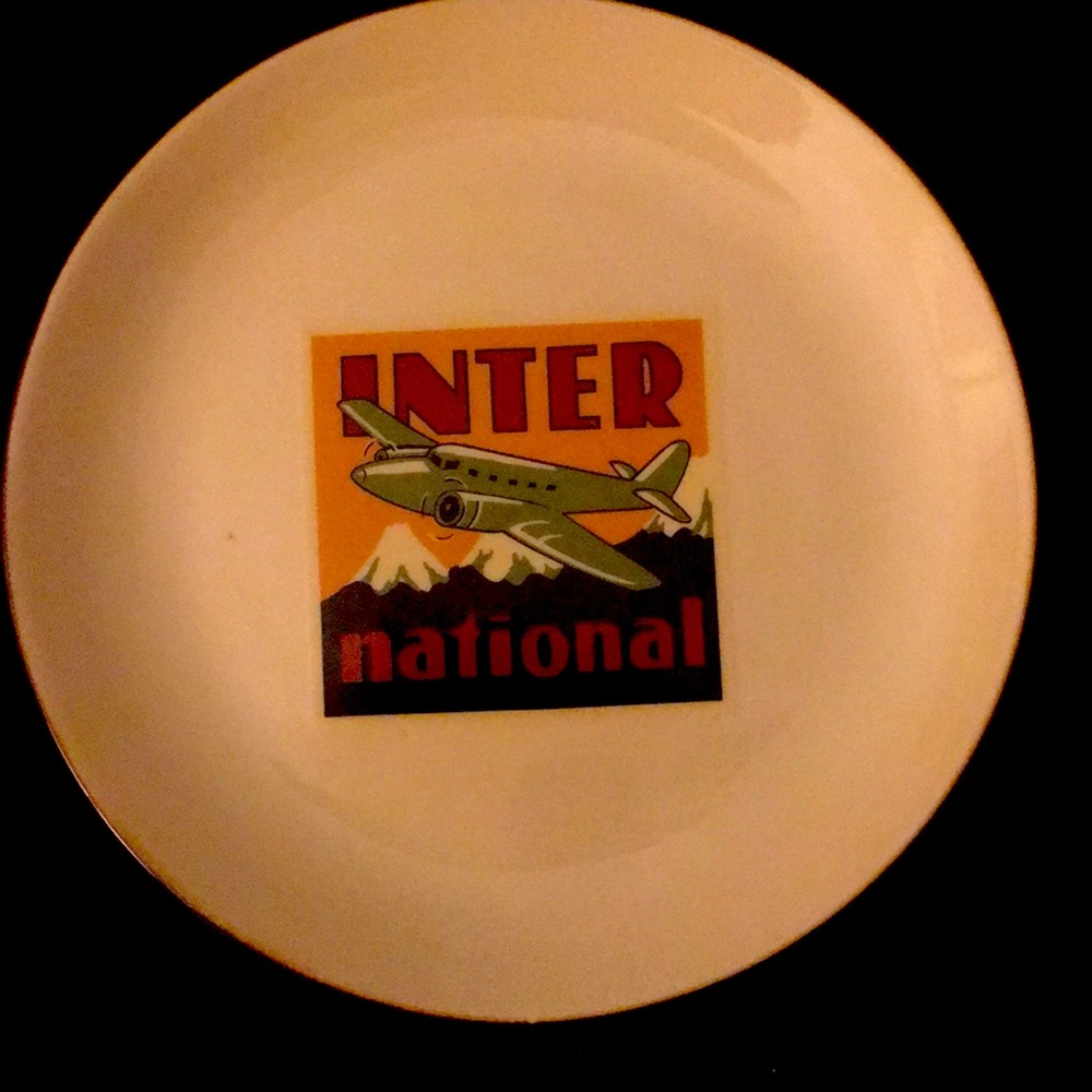 Set of 2 Pottery barn plates - Picture 2 of 6